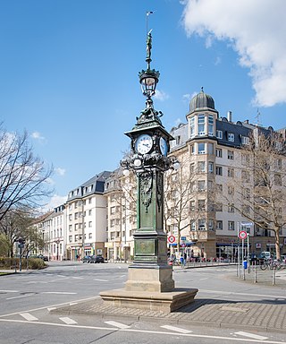 <span class="mw-page-title-main">Uhrtürmchen</span> Clock tower monument in Frankfurt