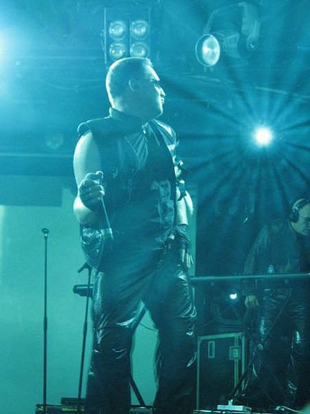 File:Front 242 at 2008 Infest 03.jpg
