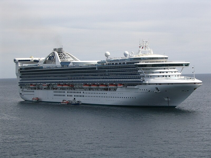 File:Golden Princess tendering in Cabo San Lucas.JPG