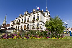 Hotel de Ville de Bischheim.jpg