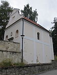Hřbitovní kaple 16 svatých pomocníků - Vimperk.JPG