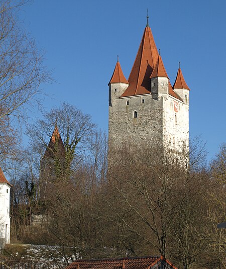 Haag in Oberbayern Schlossturm mit Wappen und Erkern