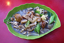 Haisom cah jamur, Chinese Indonesian sea cucumber with mushroom Haisom Cah Jamur 2.JPG