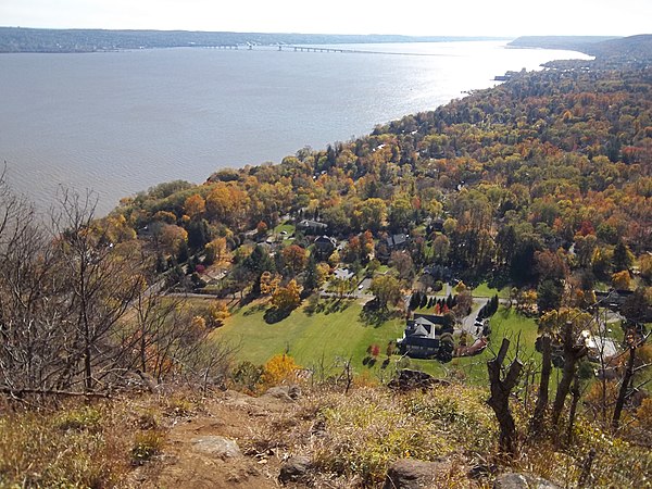 Hook Mountain in Autumn