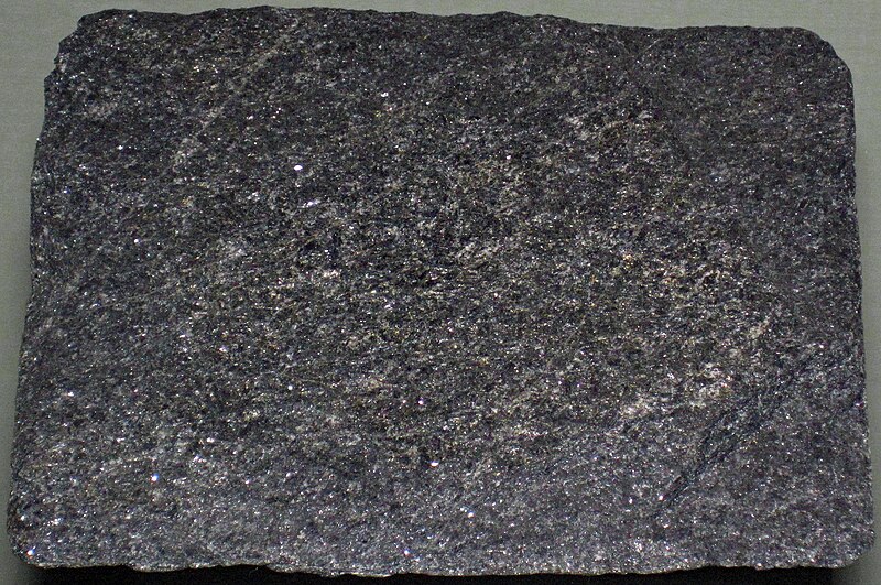 File:Hornblende schist (Manhattan Island, New York State, USA) (41247413874).jpg