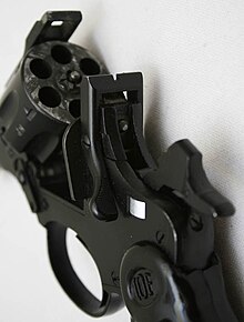 Close-up of an IOF 32 break-action revolver IOF-32-REV-4.JPG