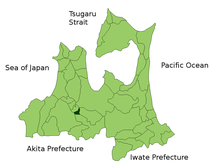 Карта муниципалитетов префектуры Аомори, зеленым цветом на белом фоне.