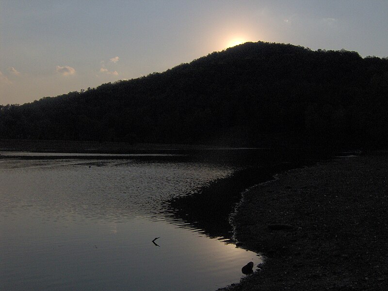 File:Indian-mountain-lake-tn1.jpg