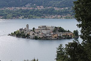 Isola di OrtaSanGiulio.JPG