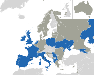 Um mapa colorido dos países da Europa