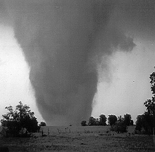 <span class="mw-page-title-main">Lilapsophobia</span> Fear of tornadoes or hurricanes