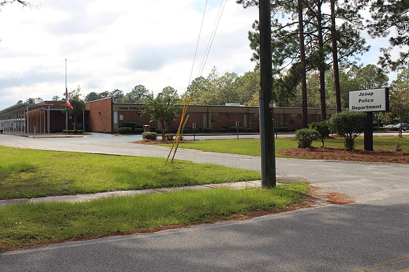 File:Jesup Police Department.jpg