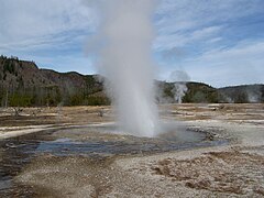 Jewel Geyser жоғарғы бассейні.jpg