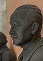 * Nomination Johann Radon (1887-1956), bust (bronce) in the Arkadenhof of the University of Vienna --Hubertl 06:05, 25 May 2016 (UTC) * Promotion Good quality. --A.Savin 13:46, 25 May 2016 (UTC)