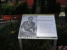 Anton Karas: Leben, Internationale Karriere, Ehrungen