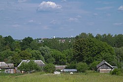 Dorf Karizha, mit Maloyaroslavets in der Ferne, Maloyaroslavetsky District