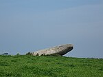 Liegender Menhir von Kergadiou, (Finistère)