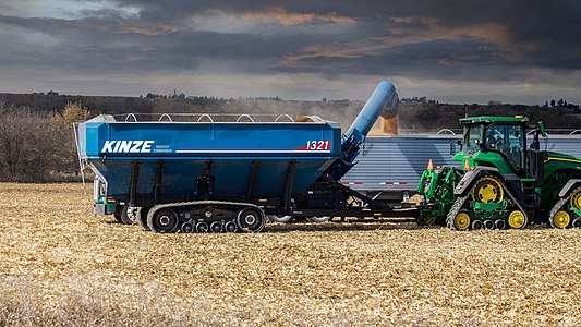 Grain carts from 1,050- to 1,700-bushel capacities Kinze GC 1321 Tracks.jpg