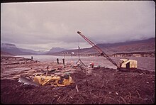 Crews clean up an oil spill on the San Juan River, 1972 LOG BOOM NEAR NORTHEAST TIP OF LAKE POWELL, SITE OF CLEAN-UP OPERATION FOLLOWING MASSIVE OIL-SPILL INTO THE SAN JUAN... - NARA - 545661.jpg