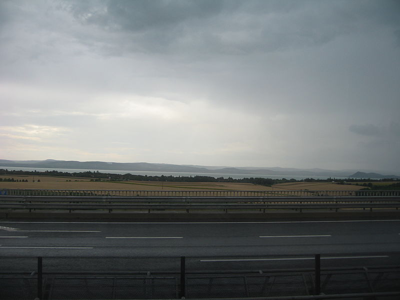 File:Lacul Balaton6.jpg