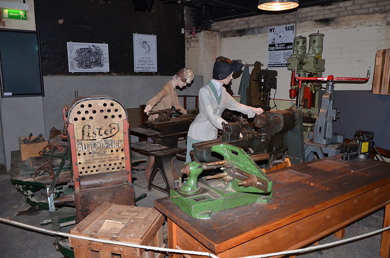 File:Lister parts machine workshop at Coventry Motor Museum.jpg