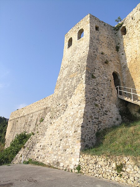 File:MN, Ulcinj 042.jpg