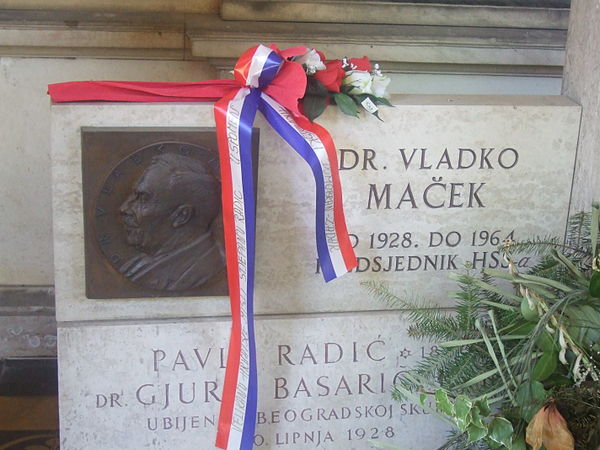 Maček's memorial in the Peasant Party's arcade in Mirogoj