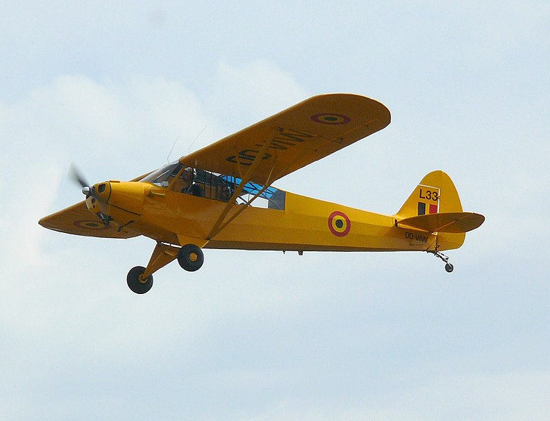 File:Malle Piper L-18C Super Cub OO-VIW.JPG