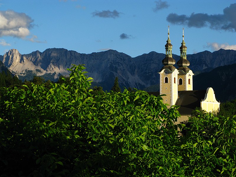 File:Maria Rain 2008 0809 Kirche.JPG