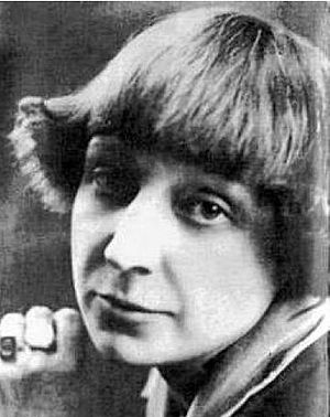 Marina Tsvetaeva.jpg