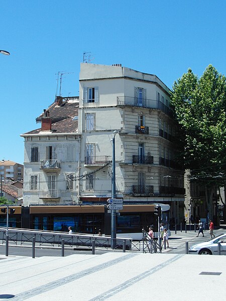 File:Marseille - Tramway - Blancarde Foch (7670634596).jpg