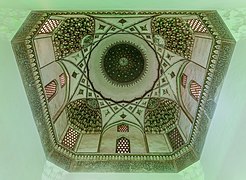 Mezquita de Malek, Kerman, Irán, 2016-09-22, DD 28-30 HDR.jpg