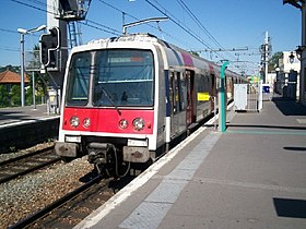 Rame MI 79 arrivant en gare depuis le nord-est de la ligne.