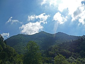 Il Monte Suchello visto da Costa Serina