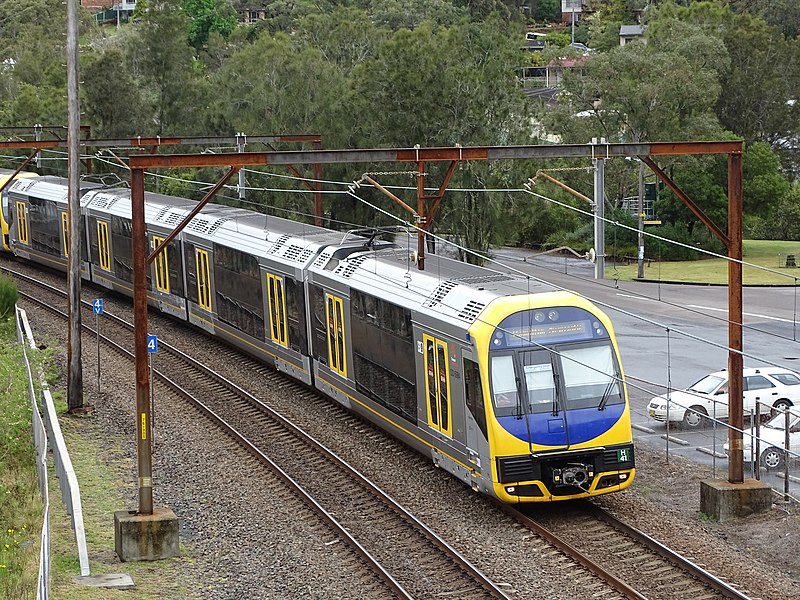 File:NSW TrainLink H-set OSCAR (31713977194).jpg