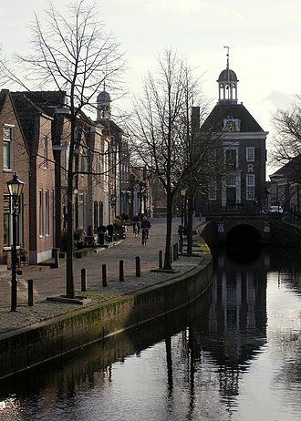 The former town hall (1697) NieuwpoortStadhuis.JPG