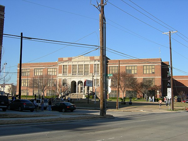 Image: North Dallas High 02