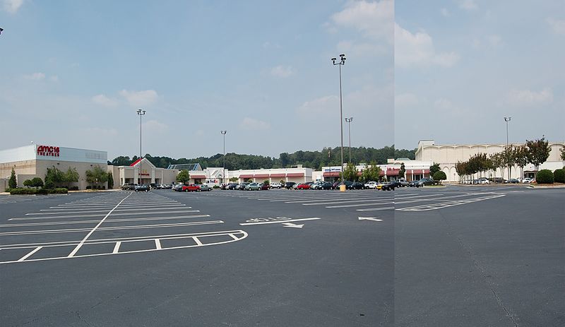 Macy's worker shot in parking deck of Lenox Square Mall - The