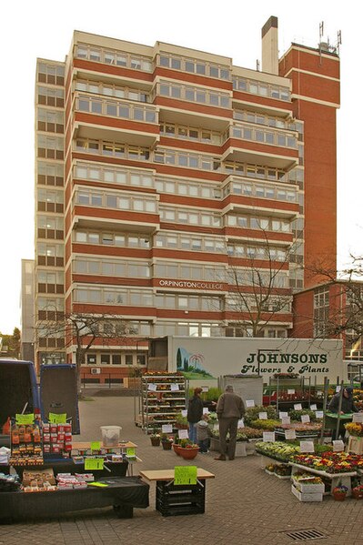 File:Orpington College and Market - geograph.org.uk - 1770806.jpg