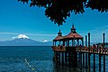 Előtérben a Llanquihue-tóval