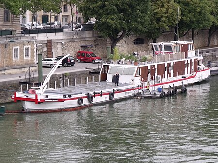 Péniche pompiers de Paris