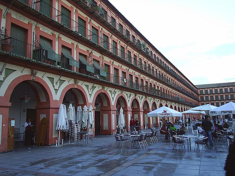 File:PLAZA DE LA CORREDERA 11-02-06.JPG