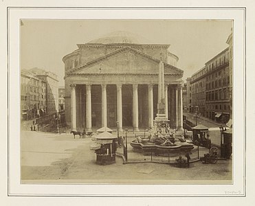 Piazza della Rotonda. Fotografi från 1800-talets senare hälft.