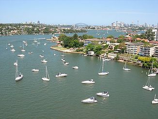 Rio Parramatta a partir da Ponte Gladesville