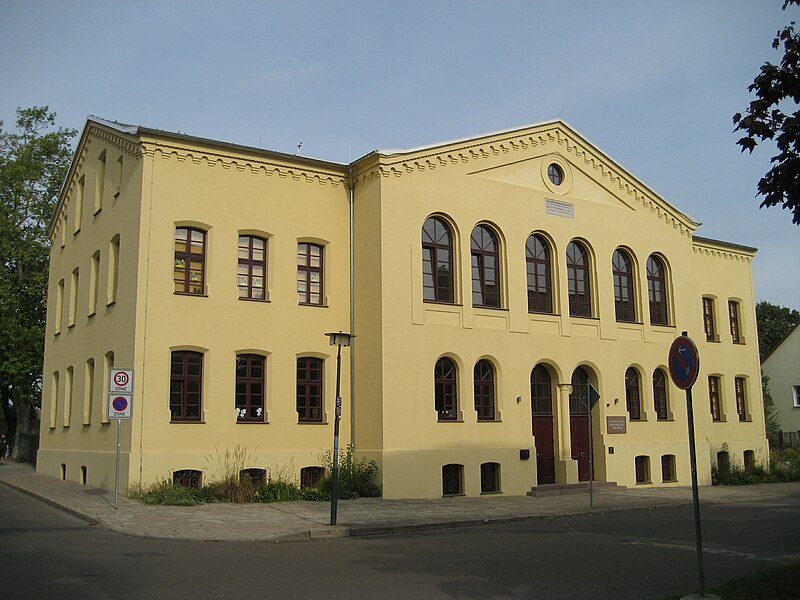 File:Pasewalk-Schule-(1865)-Baustraße-Ecke-Schulstraße-IMG 1887.JPG