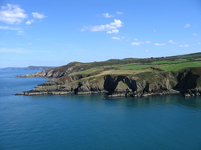 File:Pembrokeshire coast national park 001.JPG