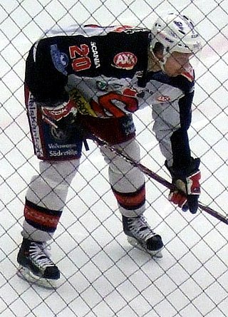 <span class="mw-page-title-main">Petri Pakaslahti</span> Finnish ice hockey player