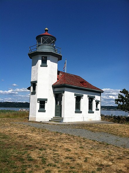 Historic Point Robinson Lighthouse