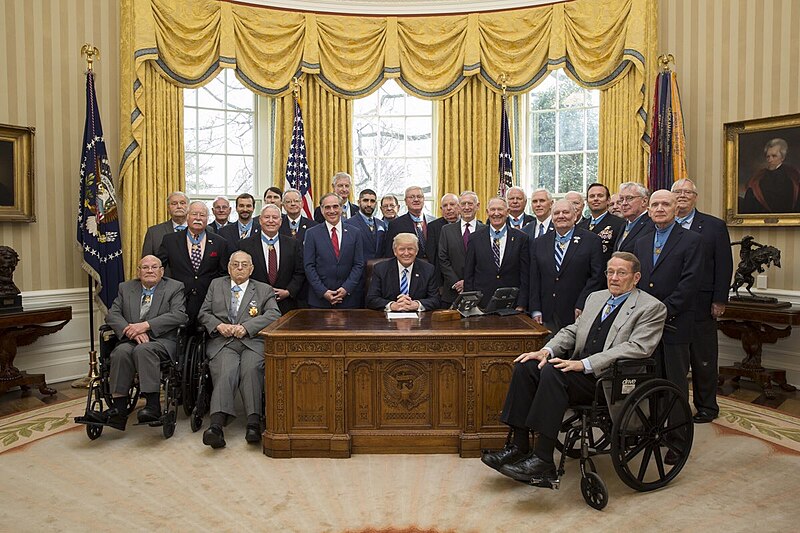 File:President Donald Trump and Vice President Mike Pence meet with Medal of Honor Recipients in the Oval Office of the White House, Friday, March 24, 2017.jpg