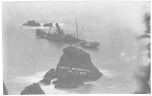 Queen Cristina's wreck shortly before sinking Queen Cristina Dec 1908.png